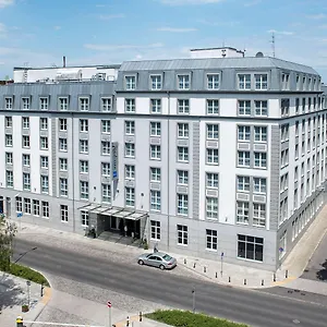 https://radisson-blu-hotel-wroclaw.hotelswroclaw.com