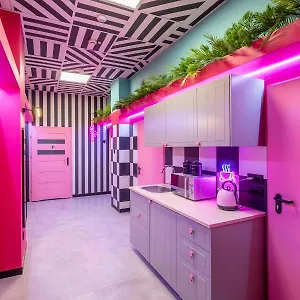 vice-city-hostel.hotelswroclaw.com/