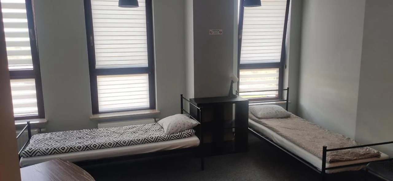Hostel Sunrise Przy Dw. Zachodnim Varsovie Pologne
